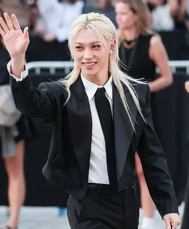 Felix Black PFW Blazer