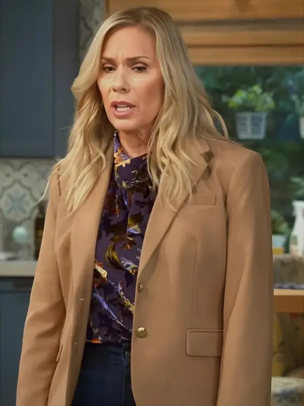 Leanne S2 Leanne Morgan Brown Blazer